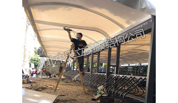 膜结构自行车棚