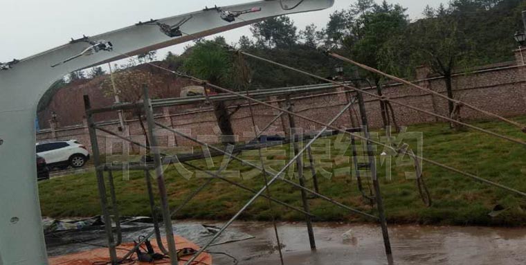 中天立美膜结构车棚拉膜