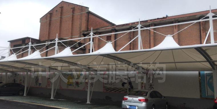 中天立美车棚完工