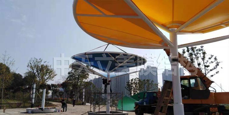 中天立美 -膜吊装2